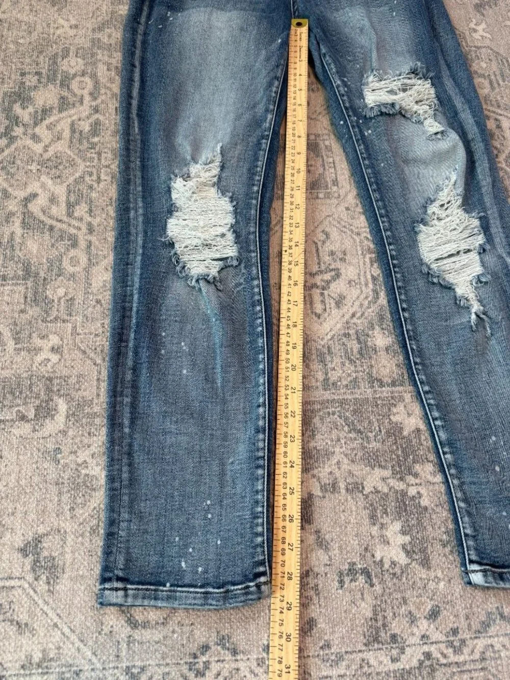 Judy Blue Boyfriend Fit Medium Wash Distressed High Rise Jeans 30 Classic Denim